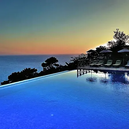 Hotel Olive Garden Kabak