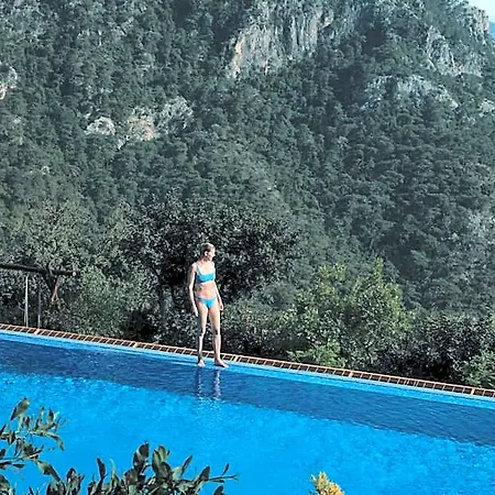 Olive Garden Kabak Hotel